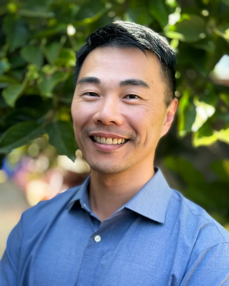 Dr. YT Chen, sports and pain medicine physician at Propel Sports and Orthobiologics